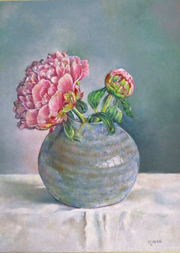 Pioenroos in vaasje Formaat 24 x 30 cm Soft pastel op Pastelmat papier Wordt geleverd met een neutrale houten lijst met passepartout GEEN VERZENDKOSTEN